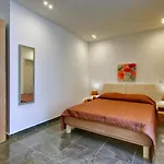 Chalet Apartments Sliema