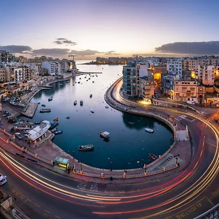 Chalet Apartments Sliema