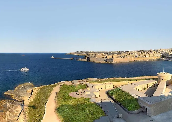 Chalet Apartments * Sliema